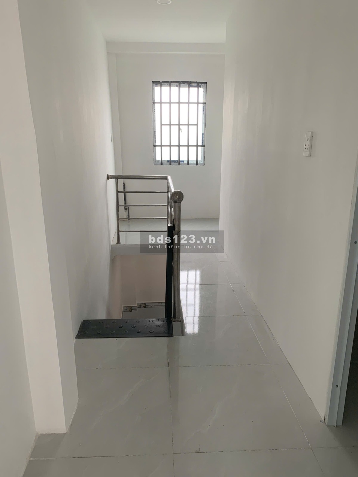 Bán nhà 1 trệt 1 gác suốt cách Nguyễn Văn Linh chỉ 100m nhà…