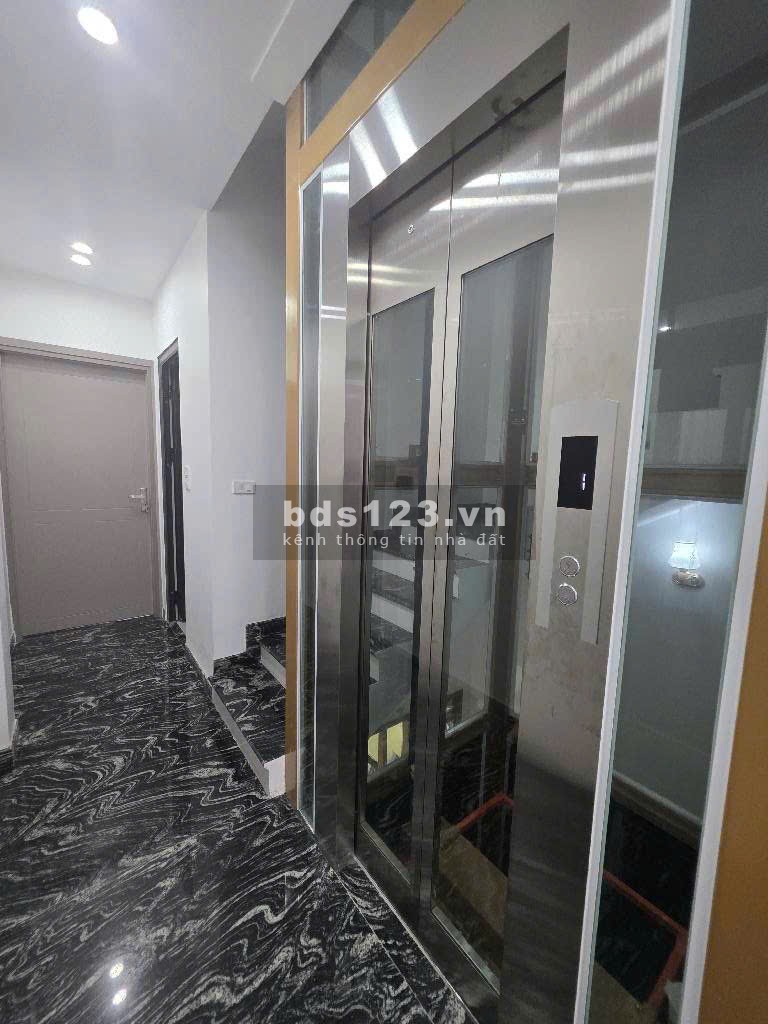 Bán Nhà Long Biên - 71M * 5 Tầng - Gara Ô Tô - 2 Thoáng - Thang…