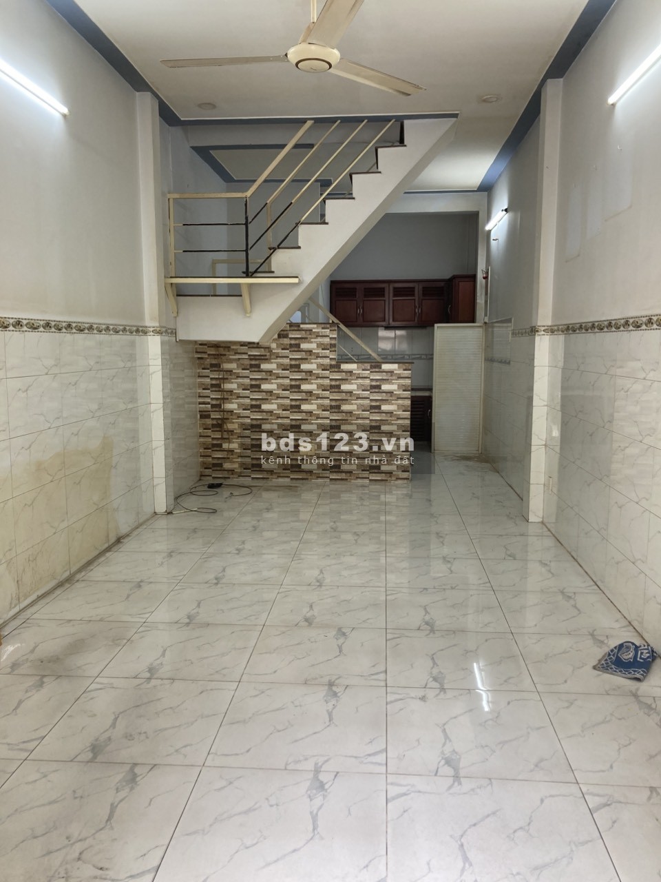 Hàng Đẹp giá cực tốt nằm trong trung tâm Quận 11