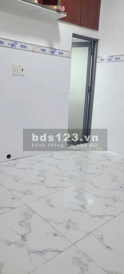 Cho thuê nhà 2 lầu hẻm xe máy Âu Cơ Phường Tân Thành, Tân Phú
