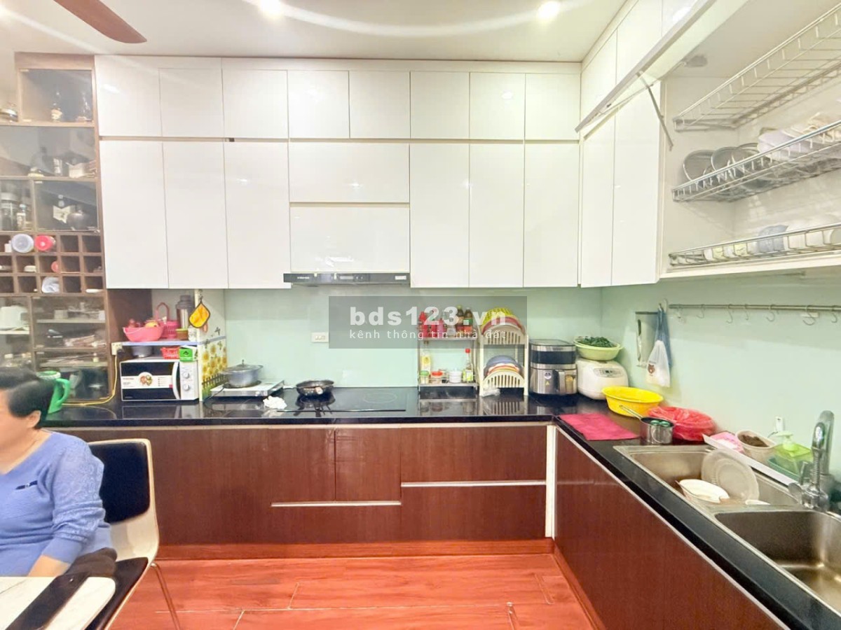 BÁN NHÀ 62M2 – 4 TẦNG -THANG MÁY – Ô TÔ – QUAN NHÂN – THANH…