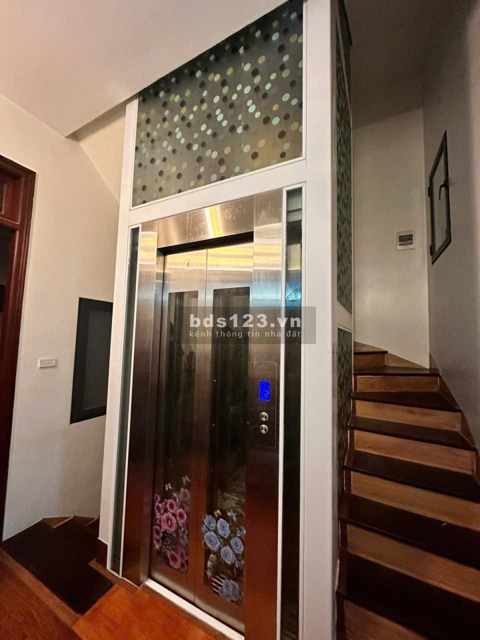 BÁN NHÀ 62M2 – 4 TẦNG -THANG MÁY – Ô TÔ – QUAN NHÂN – THANH…