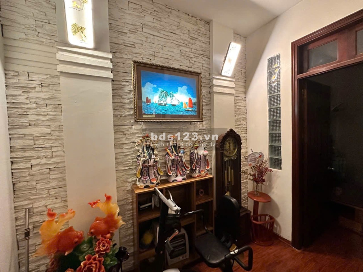 BÁN NHÀ 62M2 – 4 TẦNG -THANG MÁY – Ô TÔ – QUAN NHÂN – THANH…