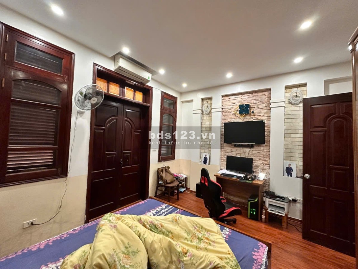 BÁN NHÀ 62M2 – 4 TẦNG -THANG MÁY – Ô TÔ – QUAN NHÂN – THANH…