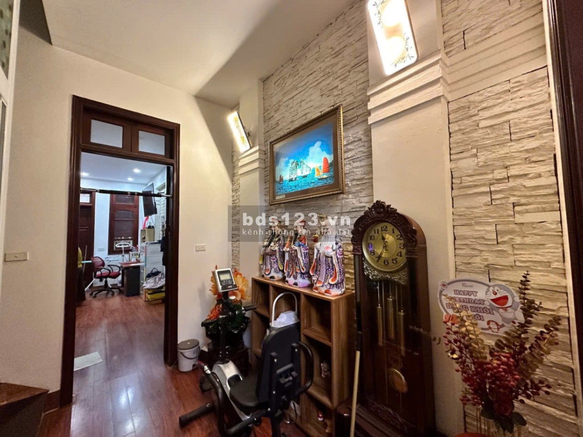 BÁN NHÀ 62M2 – 4 TẦNG -THANG MÁY – Ô TÔ – QUAN NHÂN – THANH…