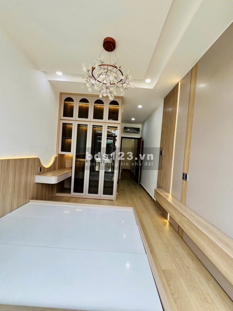 Hẻm xe hơi trung tâm quận 3 - 35m2 - 5 tầng BTCT có thang máy…