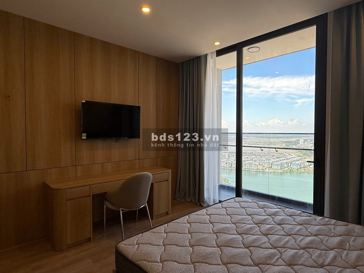 Chính chủ bán căn studio Icon40 Hạ Long – view Nhạc Nước cực…