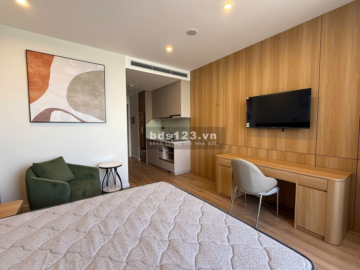 Chính chủ bán căn studio Icon40 Hạ Long – view Nhạc Nước cực…