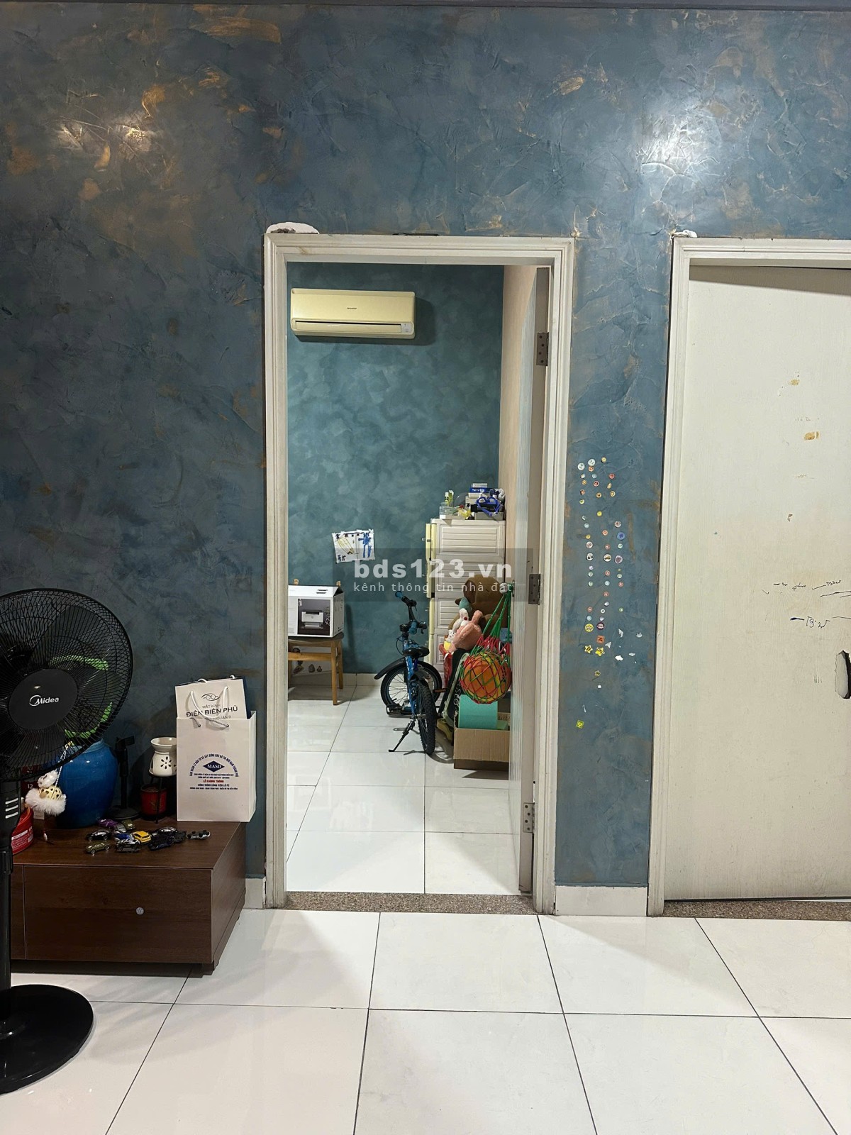 Cho thuê căn hộ 2 phòng ngủ chung cư Phố Đông