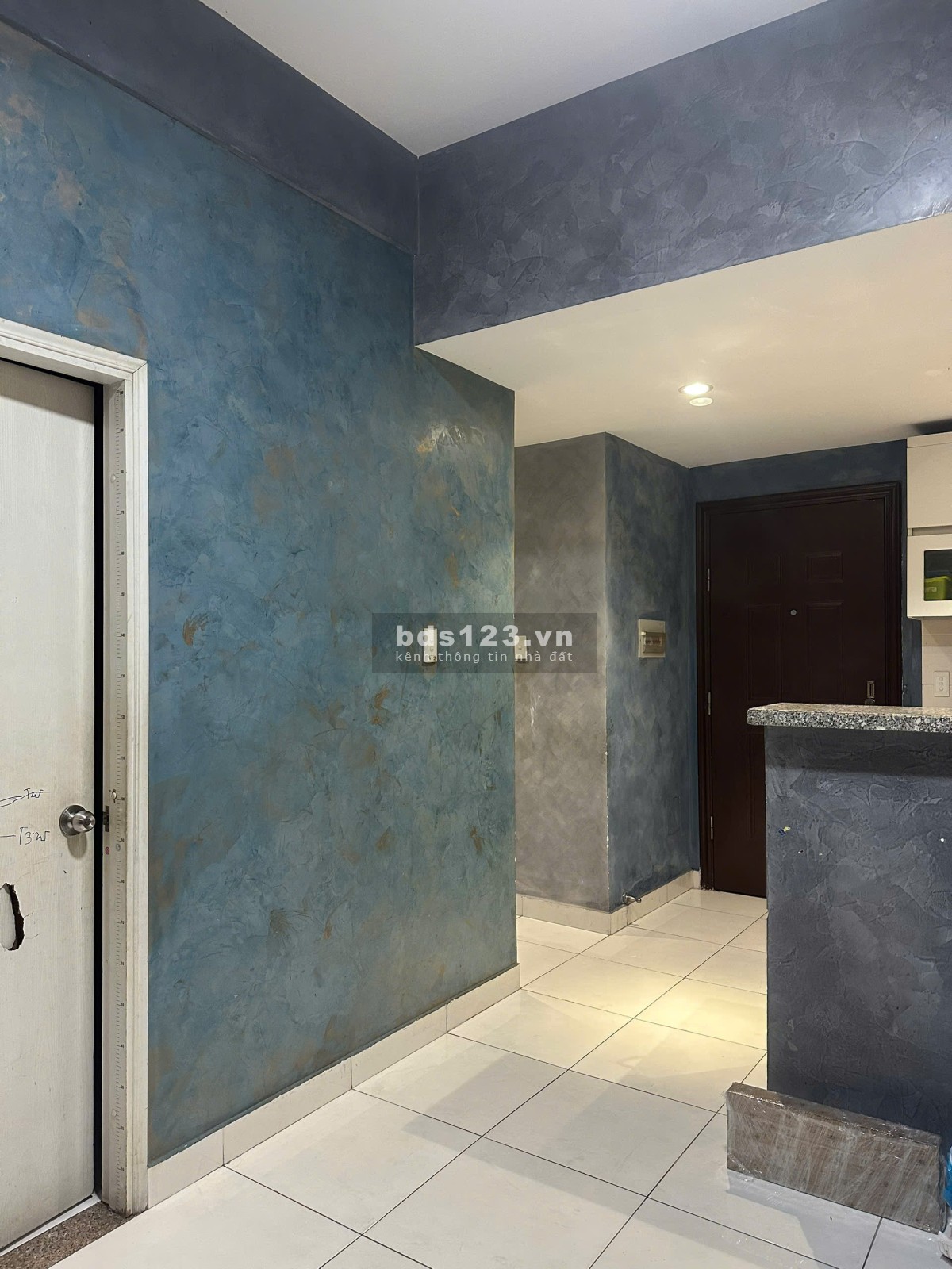 Cho thuê căn hộ 2 phòng ngủ chung cư Phố Đông