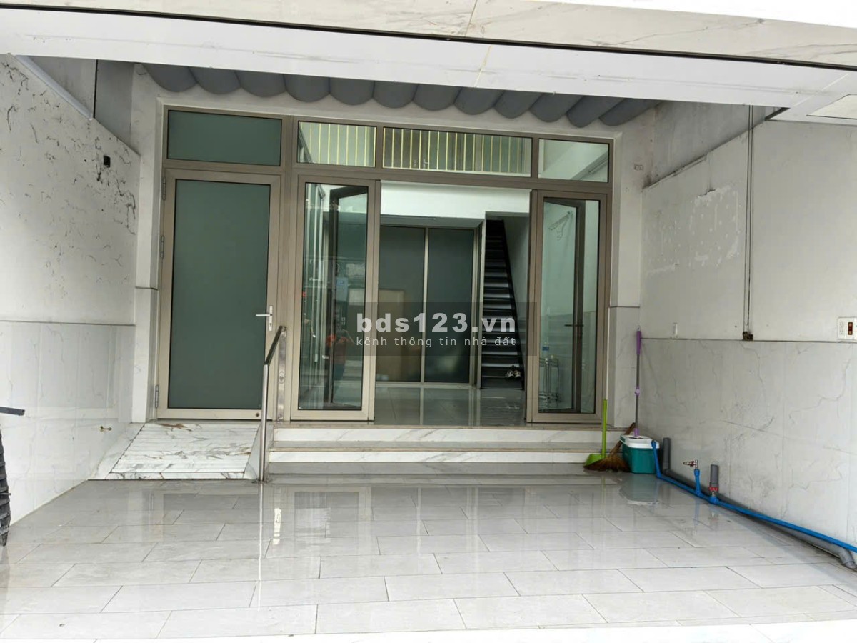 CHO THUÊ MẶT BẰNG SỐ 40 LÊ QUANG ĐỊNH