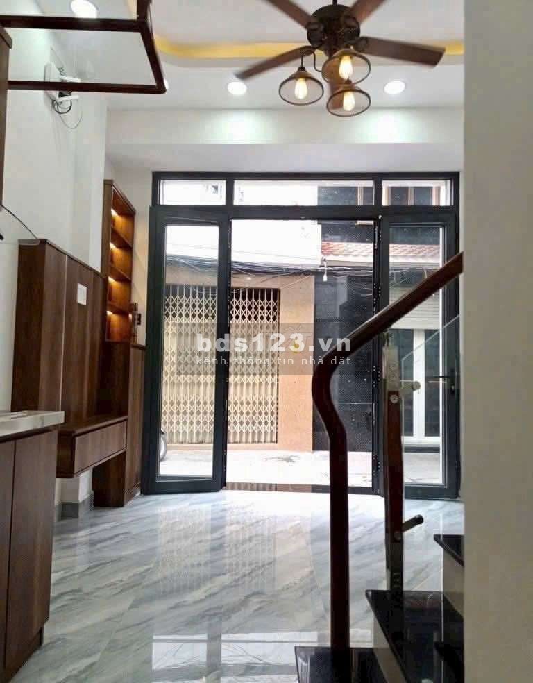 **Bán nhà mặt tiền 15 Hồng Lạc, phường 10, Tân Bình;…