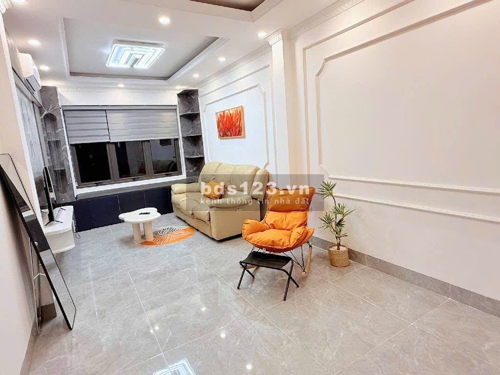 Sẵn nhà 6 tầng – Có thang máy – Ô tô đỗ cửa – Tặng…