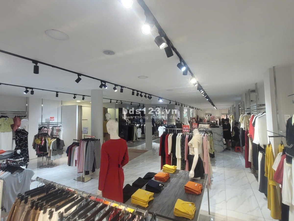 Cho thuê nhà mặt tiền 126 Đường 30/4, Q. Ninh Kiều, TP. Cần Thơ