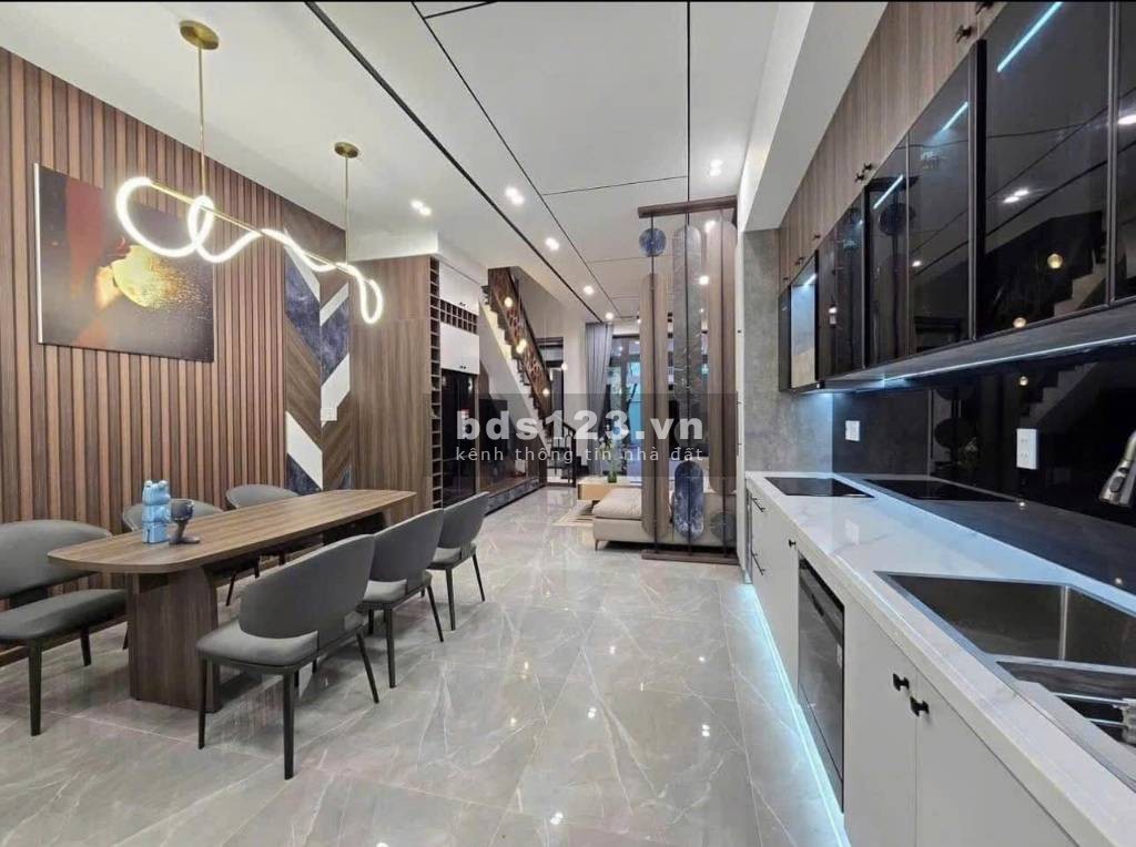 Bán gấp nhà mặt tiền cuối Bình Chánh diện tích 65m2, giá 1.6tỷ