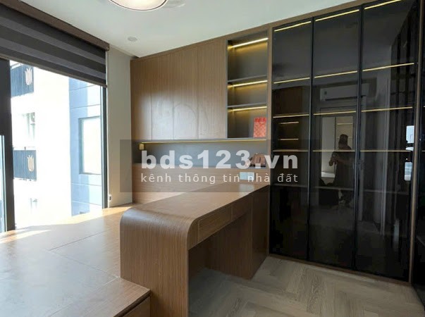 Gấp Gấp quá đẹp cho căn hộ 3 ngủ 2 vệ sinh, diện tích 79,7m2