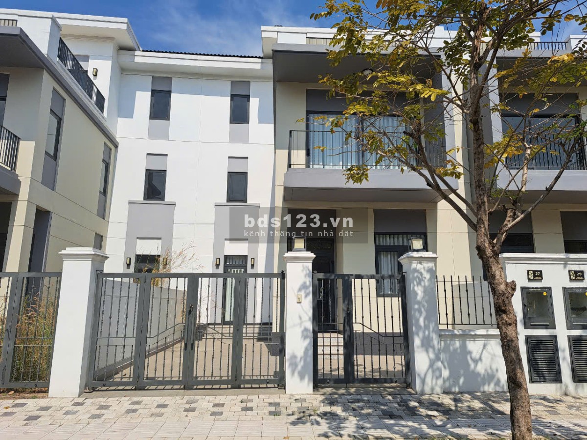 Cần bán gấp nhà phố The Suite – Aqua City