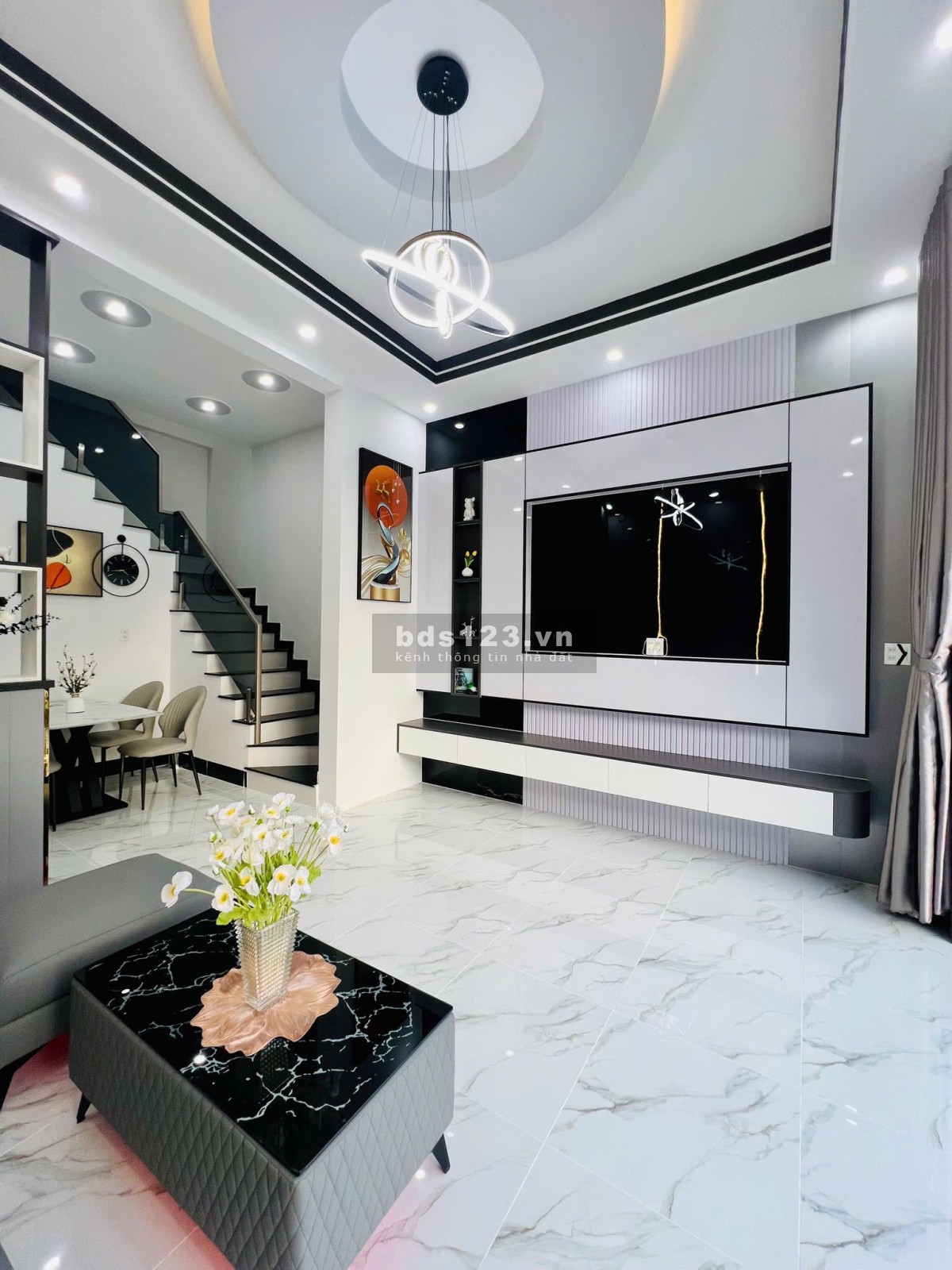 Nhà mới 100% gốc 2 mặt tiền đường Trần Vính Kiết KINH…