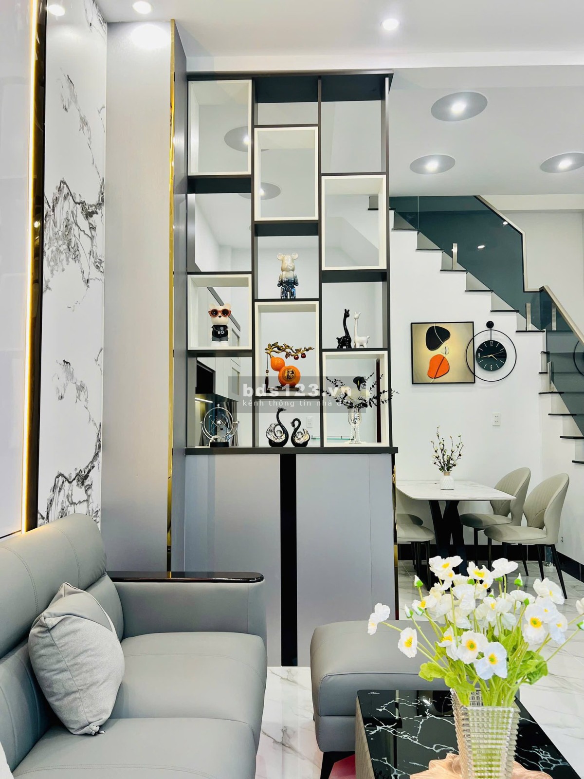 Nhà mới 100% gốc 2 mặt tiền đường Trần Vính Kiết KINH…