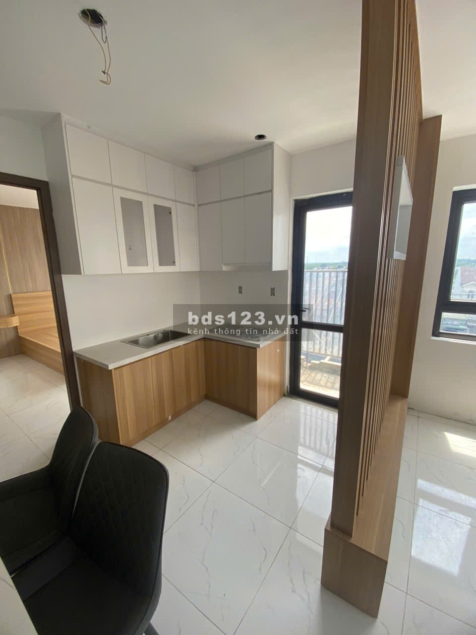 Cần bán căn hộ Thăng Long 40m2 giá 858Tr VND, có hỗ trợ vay 70% giá trị