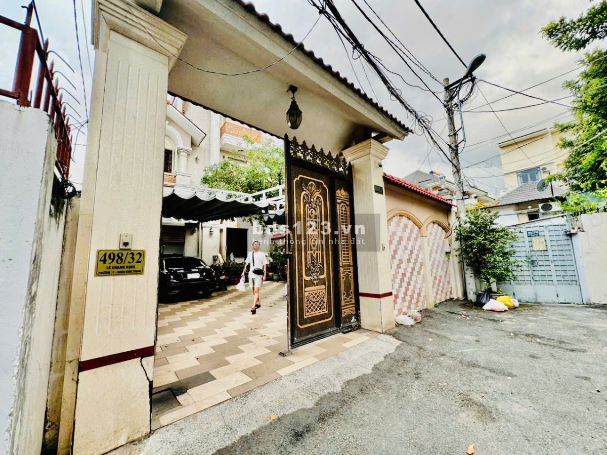 35 tỷ! Bán biệt thự đẹp 2 mặt hẻm Lê Quang Định, Bình…