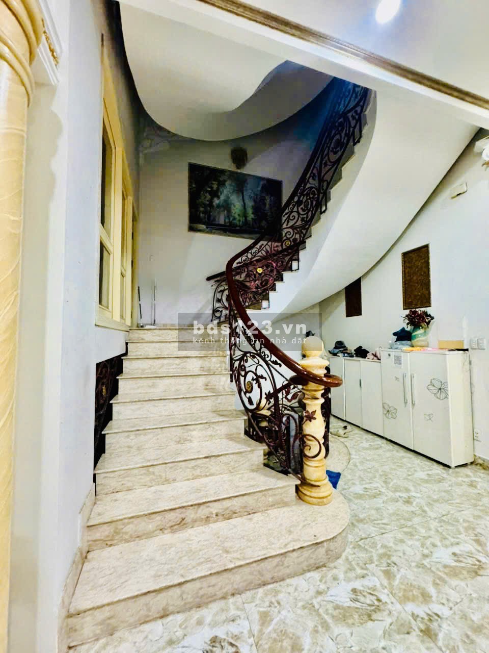 35 tỷ! Bán biệt thự đẹp 2 mặt hẻm Lê Quang Định, Bình…