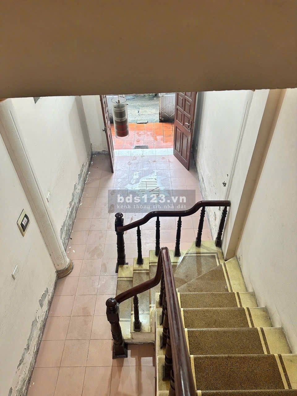 Nhà Phố Gốc đề gần chợ, gần đường Minh Khai