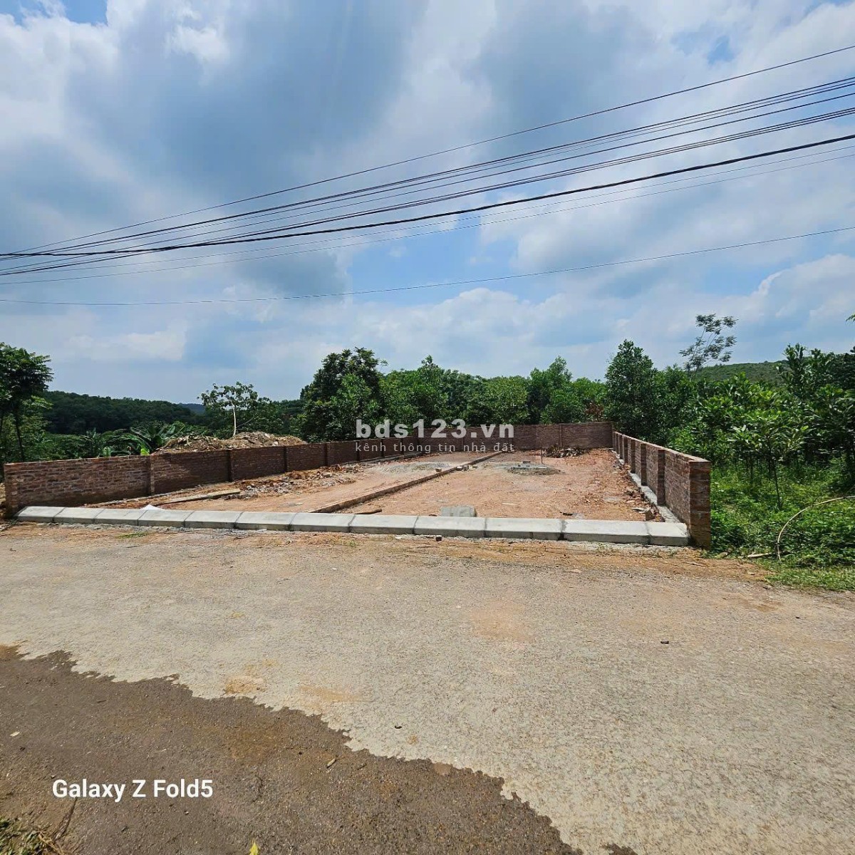 Đất đẹp giá rẻ gần KCN đang khởi công tại Lạc Thủy,…