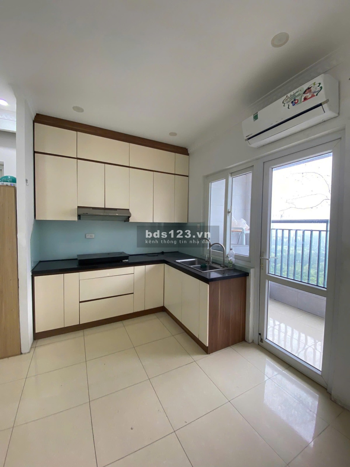 Chính chủ cần cho thuê căn hộ chung cư 67m2 Thanh Hà, view hồ,…