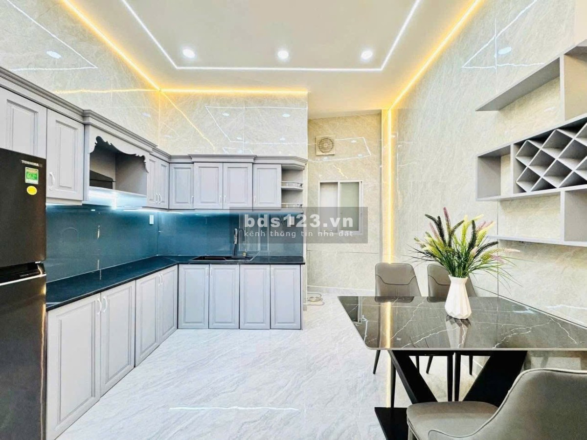 Nhà giá êm cực 72,6 m² trên Nơ Trang Long, P.13, Bình…