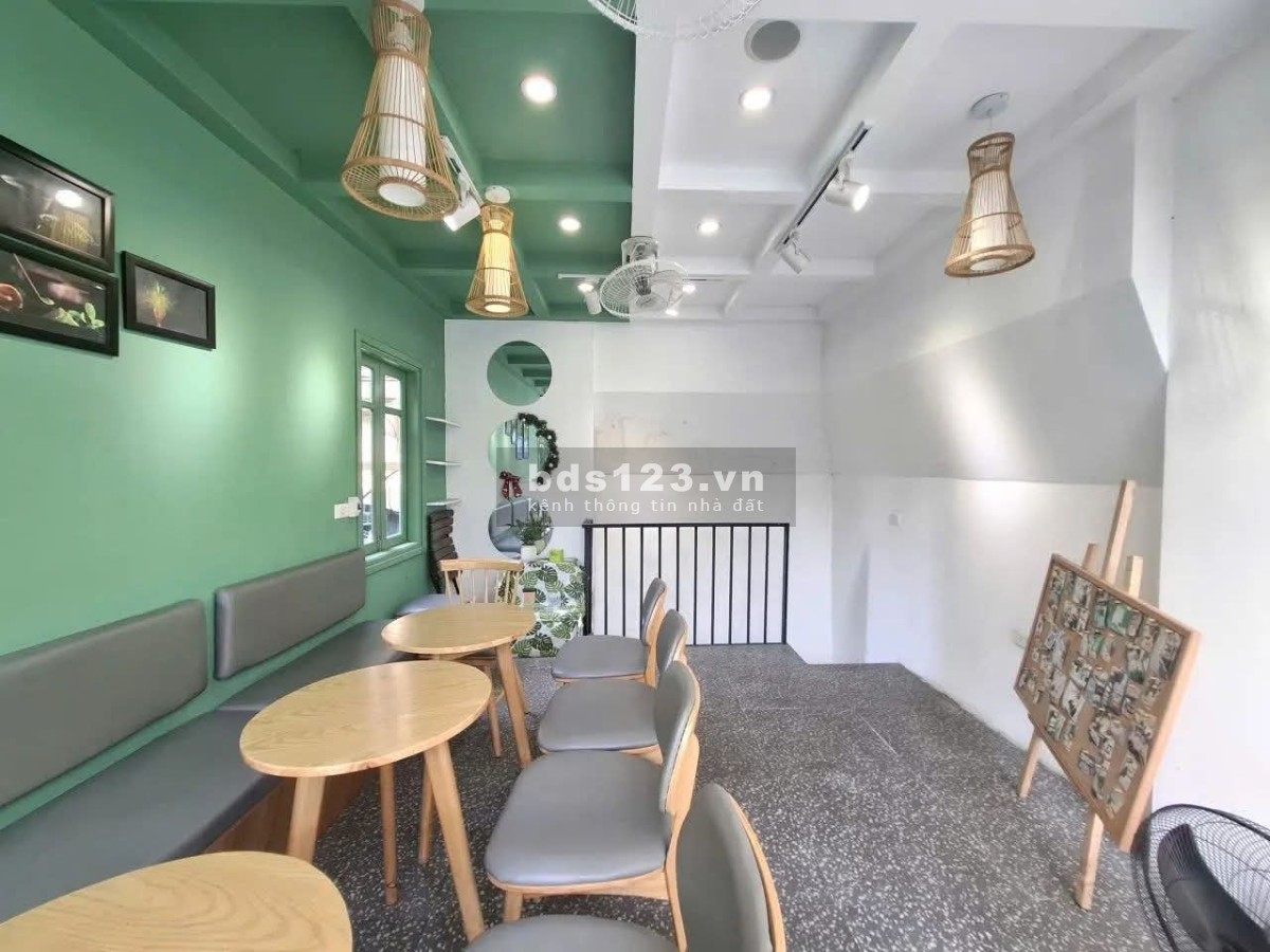 Vị trí đắc địa – Mặt phố huyết mạch – Kinh doanh…