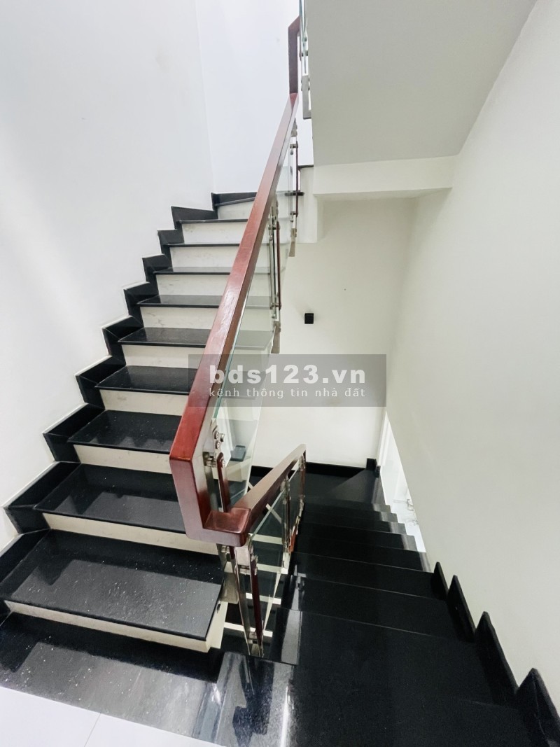 Giảm sốc 4 tỷ biệt thự Lê Văn Quới – 88m² – 3 tầng sân…