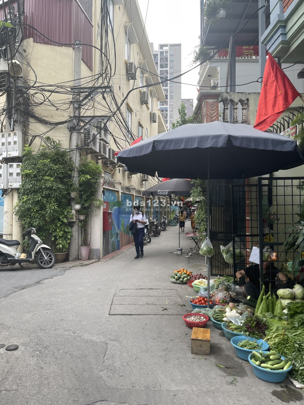 Cho thuê MBKD ngõ phố Khương Trung, oto đỗ tận cửa