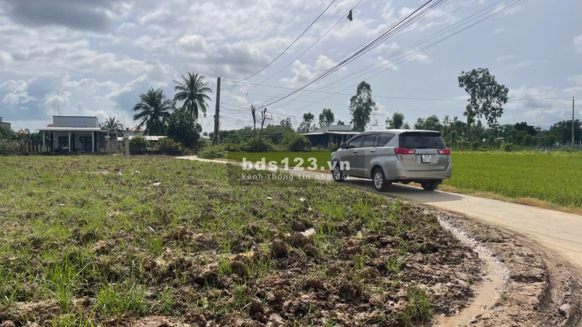 380tr b.án nền full thổ cư (8x20), ôtô gần Chợ Tân Thành, Gò…