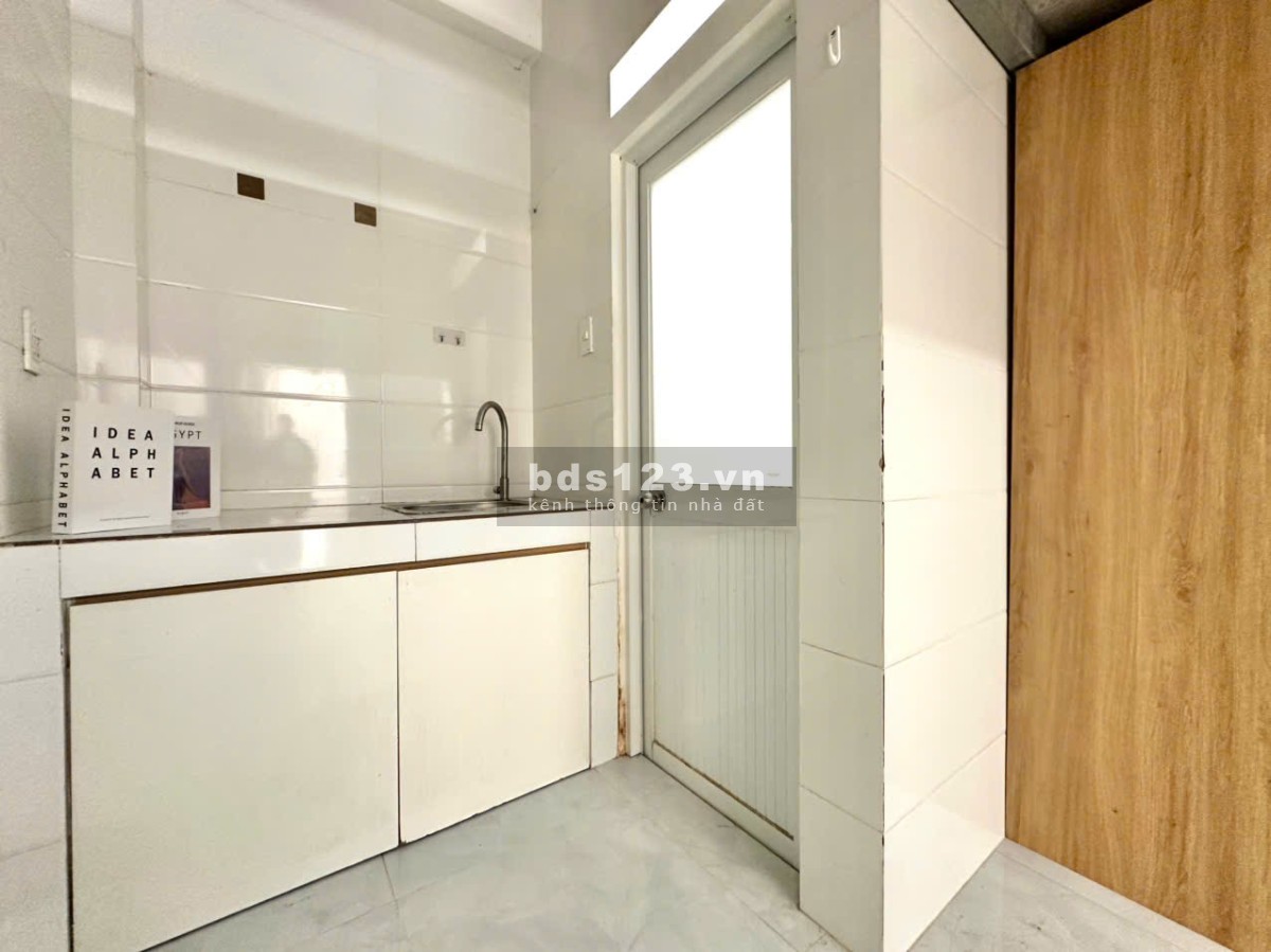 Ngay Quang Trung, p14, GV. Máy giặt, máy lạnh, kệ bếp, nhà vs…