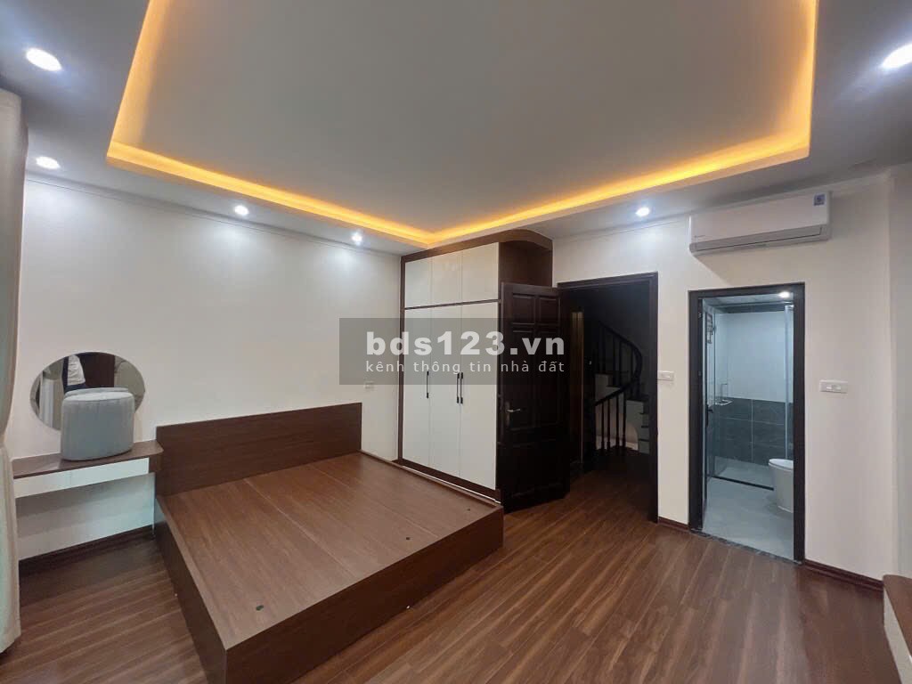 Bán nhà Trần Phú - giá 9,88 tỷ - 32m2 - Nhà mới xây - THANG MÁY…