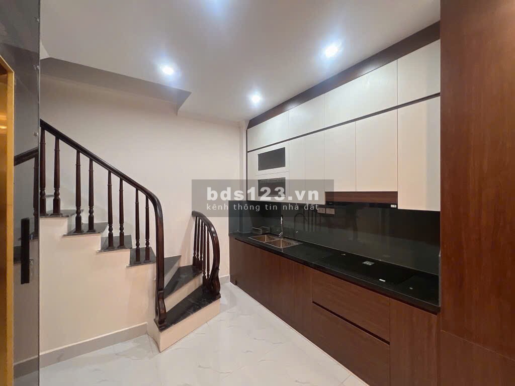 Bán nhà Trần Phú - giá 9,88 tỷ - 32m2 - Nhà mới xây - THANG MÁY…