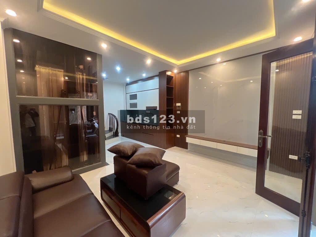 Bán nhà Trần Phú - giá 9,88 tỷ - 32m2 - Nhà mới xây - THANG MÁY…