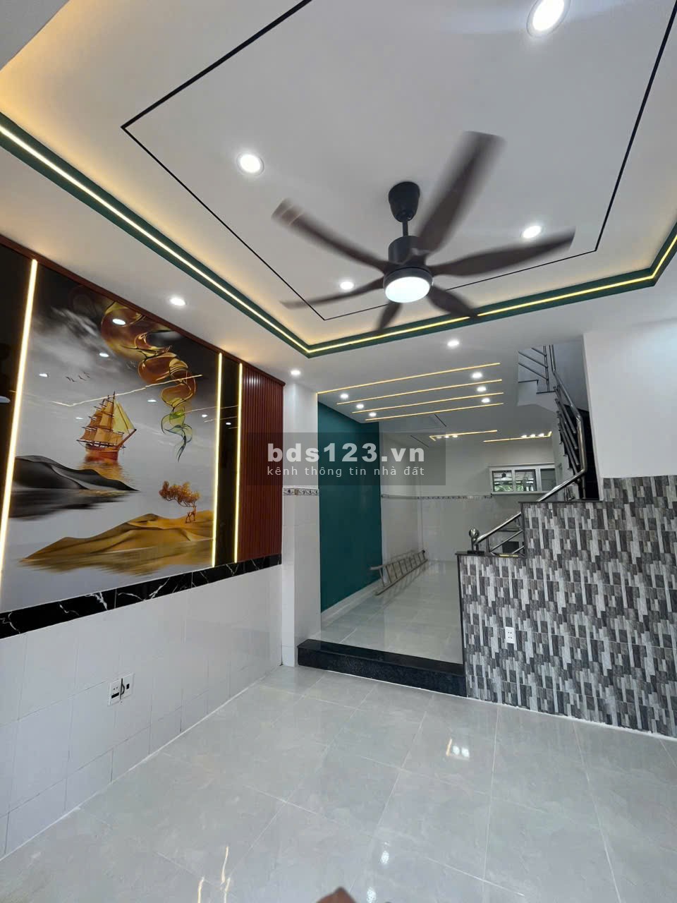 Nhà ngơp đẹp chính chủ bán gấp 80m2, Giá 1ty250 , SHR