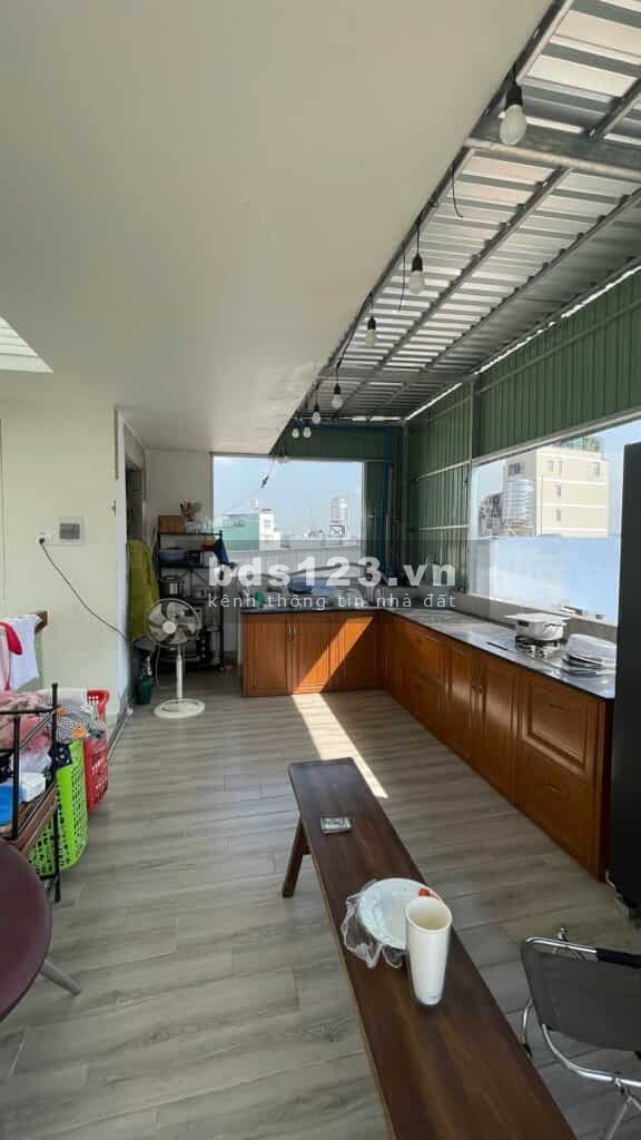 Bán nhà đẹp hẻm xe hơi — đối diện UFM Quận 7