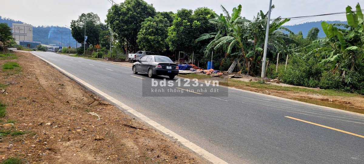 100m - Mặt đường QL6, Kỳ Sơn, Hoà Bình - đất 2 mặt tiền -…