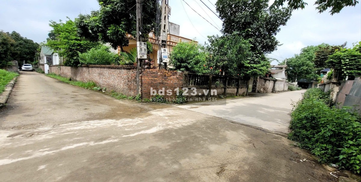 391m có 100 thổ cư - gần khu CN Lương Sơn và QL6 - chỉ nhỉnh…