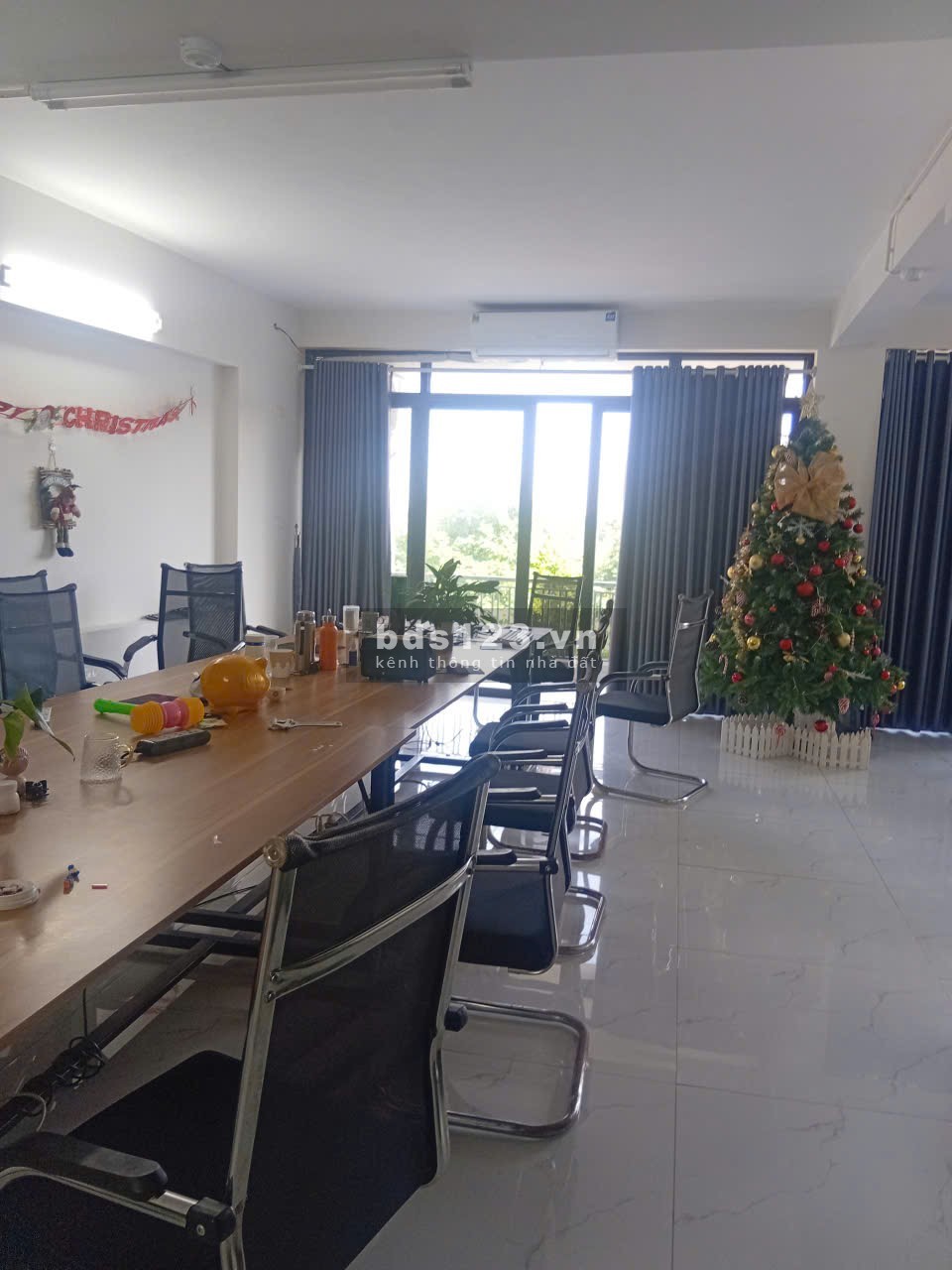 Mặt bằng văn phòng, kho Xuân Đỉnh thang máy phòng cháy 140m2…