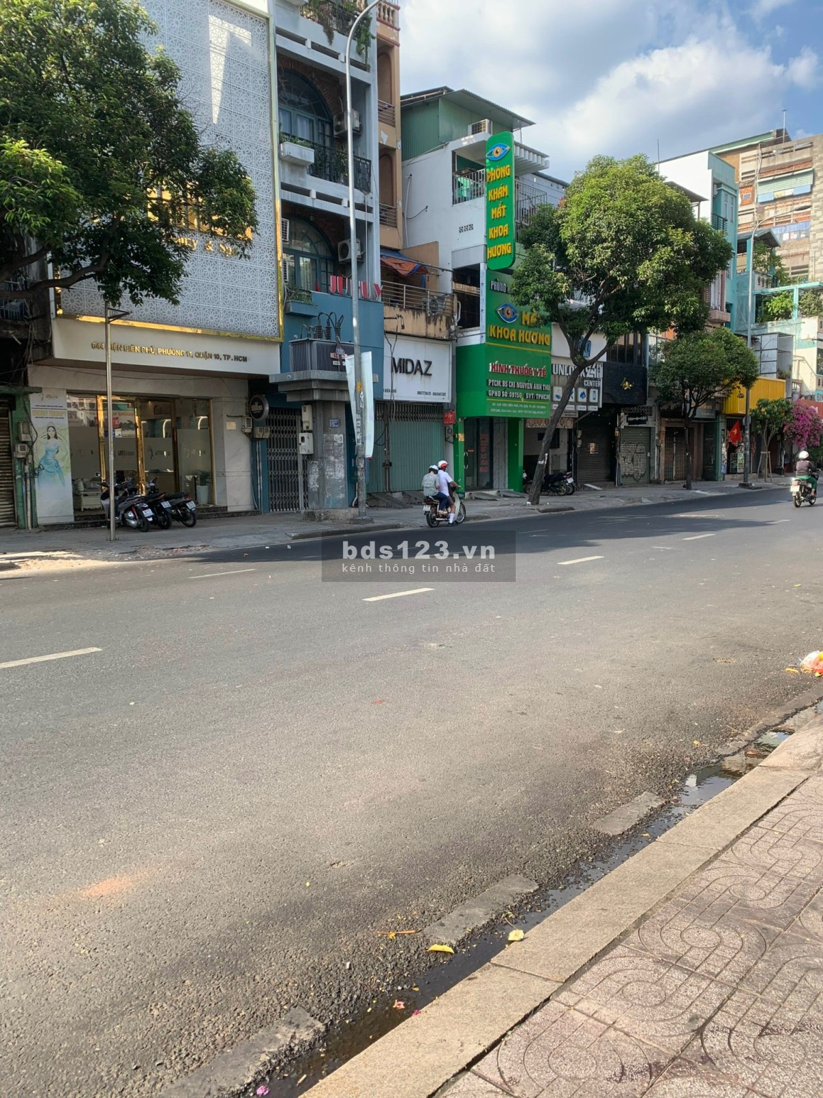 Bán nhà mặt tiền 589c Điện Biên Phủ F1 Q3 TPHCM. Giá 22 tỷ. 5 phòng ngủ, 7 WC.