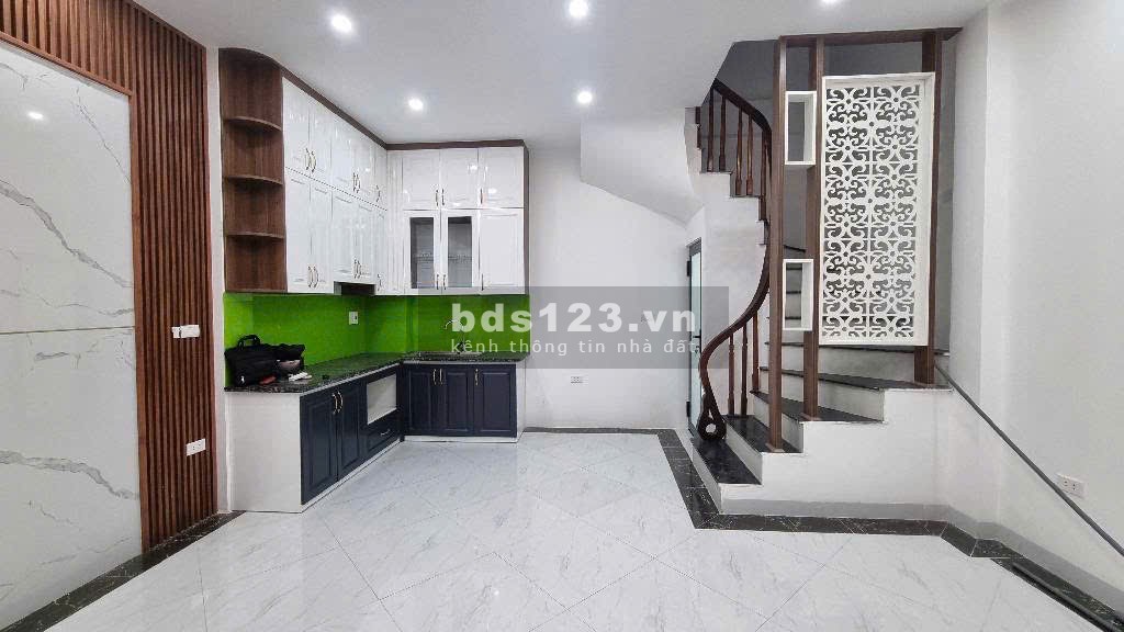 Nhà Riêng dân xây, gần Phố Minh Khai, Trần Khắc Chân 3 phút…