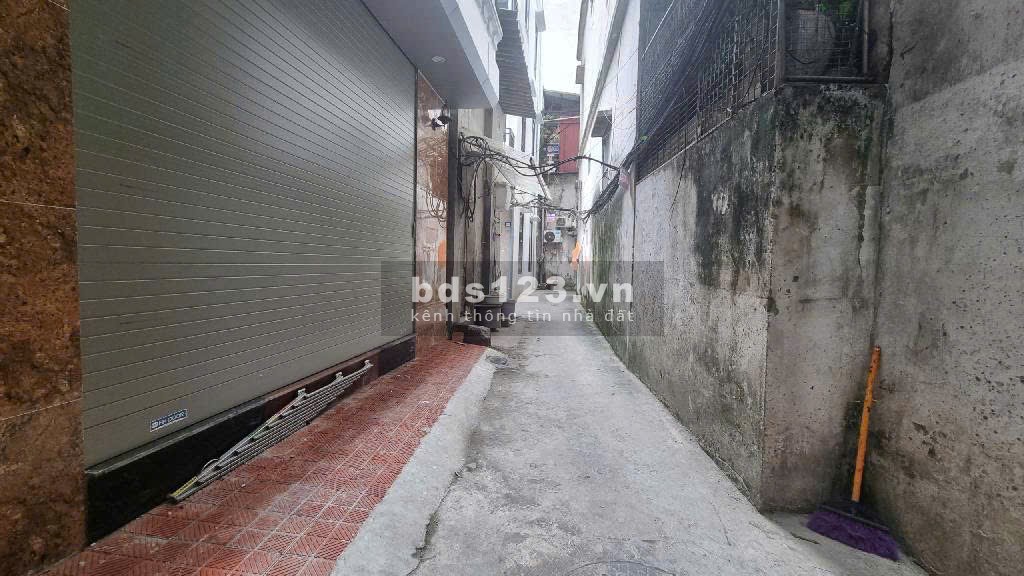 Nhà Riêng dân xây, gần Phố Minh Khai, Trần Khắc Chân 3 phút…