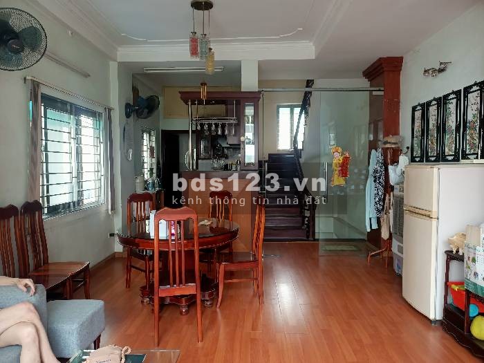 Bán nhà mặt phố Nguyễn Đức Cảnh -lô góc – kinh doanh- vỉa…