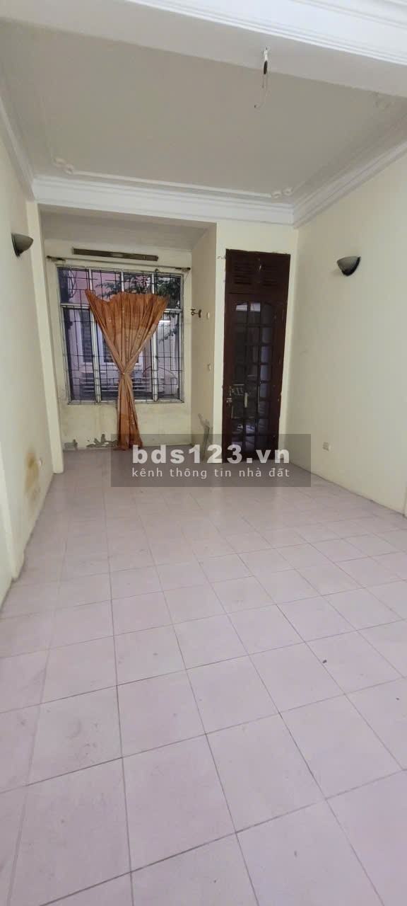 Bán Nhà Riêng – Ô Tô Tải 5 Tấn Đỗ Giữa Cửa – Khu Vip…