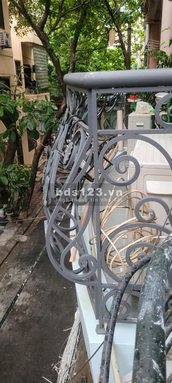 Bán Nhà Riêng – Ô Tô Tải 5 Tấn Đỗ Giữa Cửa – Khu Vip…