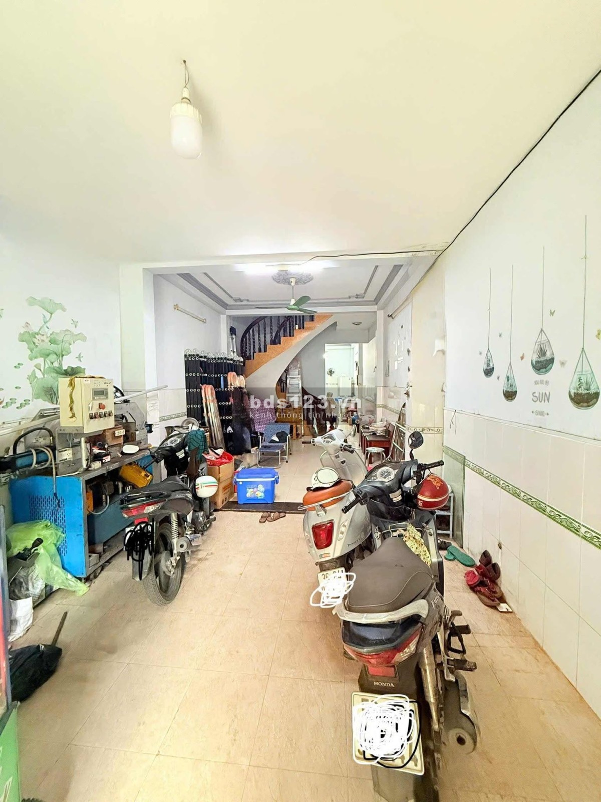 Một Căn Nhà MẶT TIỀN, BA DÒNG THU NHẬP -173m2 Sàn * Chỉ…